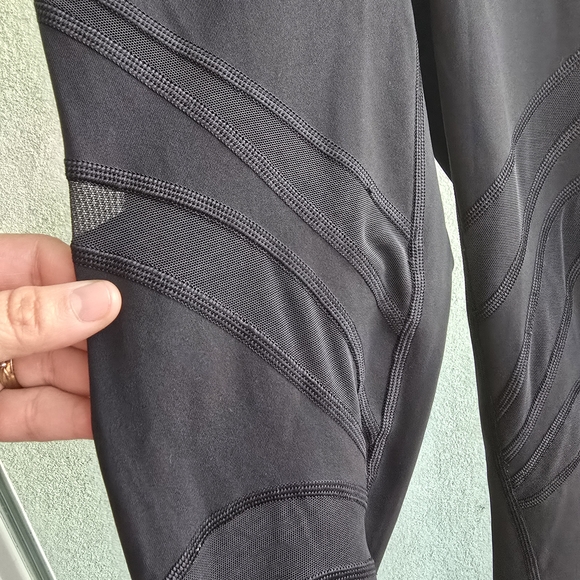 lululemon athletica Black Leggings - Picture 10 of 12